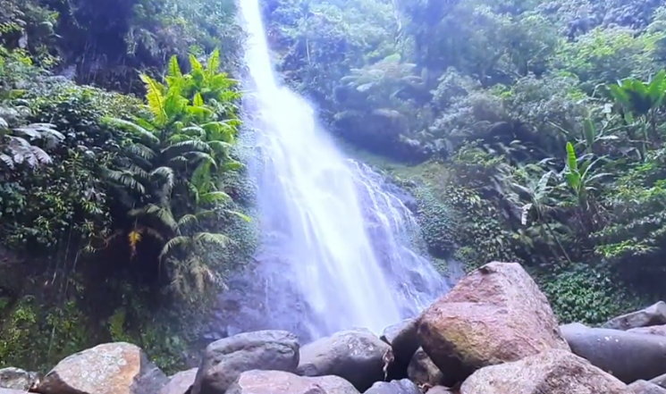 Pesona Curug Cijalu, Kedamaian di Air Terjun di Perbatasan Subang dan Purwakarta