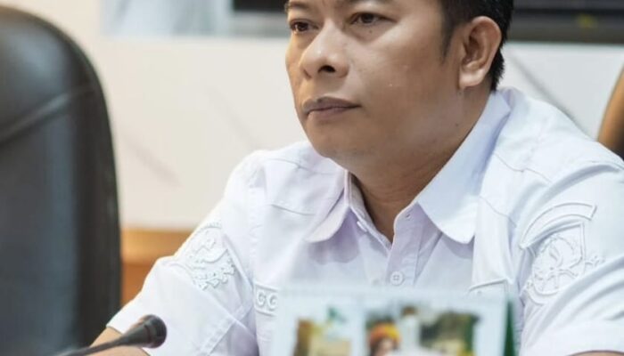 Anggota DPRD Kota Sukabumi Inggu Sudeni Soroti Penertiban Reklame yang Dinilai Tergesa-gesa