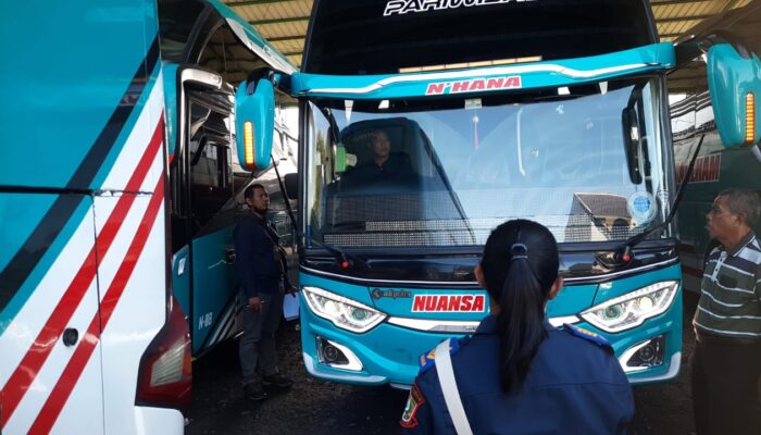 Jamin Keselamatan Penumpang, Dishub Kota Sukabumi Gencarkan Ramp Check Kendaraan di UPTD PKB Baros