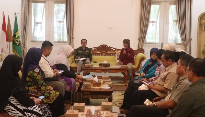 Sekda Bersama Yayasan Suku Raga Bahas Penguatan Literasi dan Pendidikan Karakter
