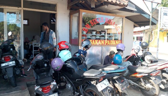 Rekomendasi Rumah Makan Murah Meriah di Jalur Ujung Genteng: Sinar Minang 3 Surade