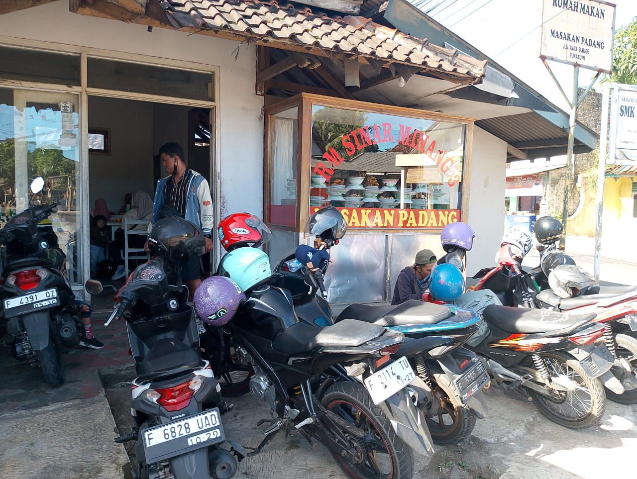 Rekomendasi Rumah Makan Padang Murah Meriah di Jalur Ujung Genteng: Sinar Minang 3 Surade