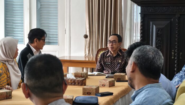 Sekda Ade Apresiasi Program Kuliah Gratis Di Politeknik Sukabumi