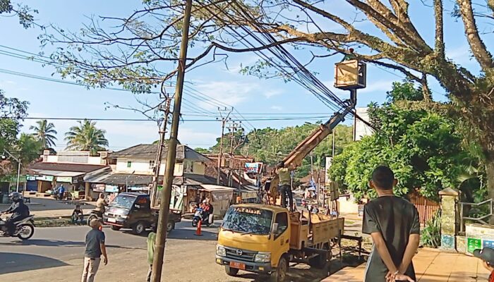 Disperkim Kabupaten Sukabumi Tata Ulang Alun-alun Jampangkulon Demi Keselamatan Pengunjung