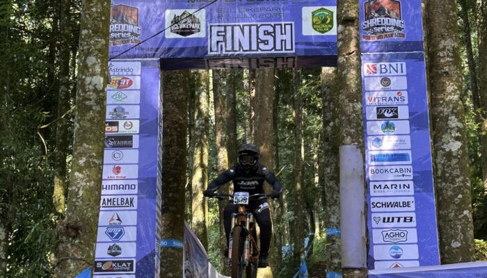 BNI Dukung Shredding Together Series 2 di Sukabumi: Kompetisi Downhill MTB Spektakuler dan Ajang Pembuka MASTER DOWNHILL 2025