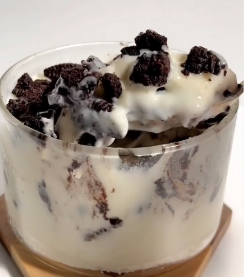 Creamy Oreo Milk Bath Ala Sukabumi: Camilan Viral, Super Lembut Bikin Lupa Diri