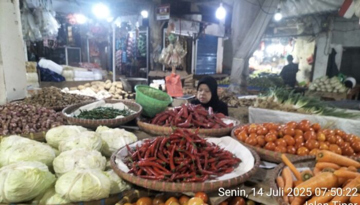 Harga Cabai  Semakin Pedas di Pasar Tradisional Kota Sukabumi