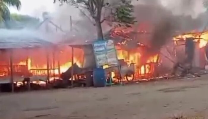 Warung di Pesisir Palangpang Ludes Terbakar, Kerugian Capai Rp70 Juta