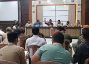 Para Kepala Desa di Wilayah VI Jampangkulon saat pertemuan bersama Bupati dan Bapenda, Selasa (1/7/2025). Foto/Sukabumiku.id