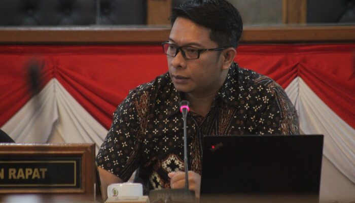 Anggota DPRD Kota Sukabumi Inggu Sudeni Kritik Pemerintah Soal Transparansi Pajak Kafe dan Restoran