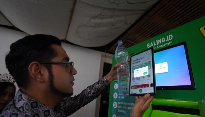 Sampah Plastik Kini Bisa Jadi Pulsa hingga Bayar Pajak