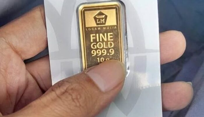 Harga Emas Antam Sentuh Rekor Tertinggi Rp 2.198.000 per Gram