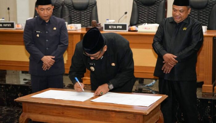 DPRD Sukabumi Sahkan Hasil Evaluasi Gubernur, APBD 2024 Siap Disempurnakan