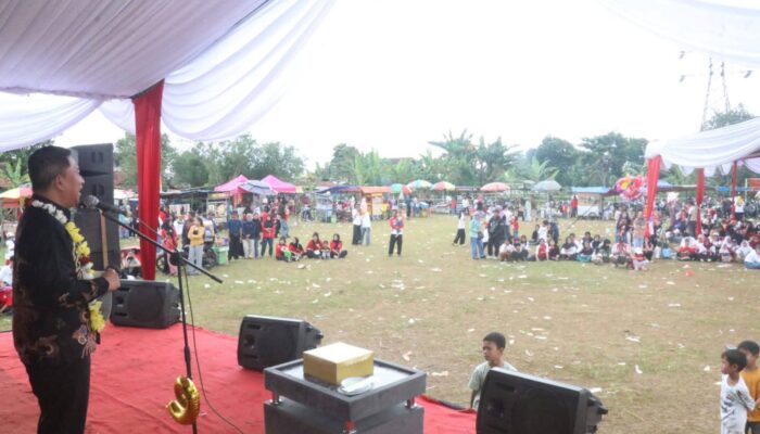 Hari Jadi ke-61 Desa Pondokkaso Landeuh, Wabup Andreas Tekankan Peningkatan Pelayanan Publik