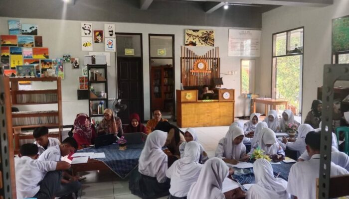 DPMPTSP Sukabumi Dorong Siswa SMAN 1 Cisolok Miliki NIB, Cetak Wirausaha Muda Sejak Dini