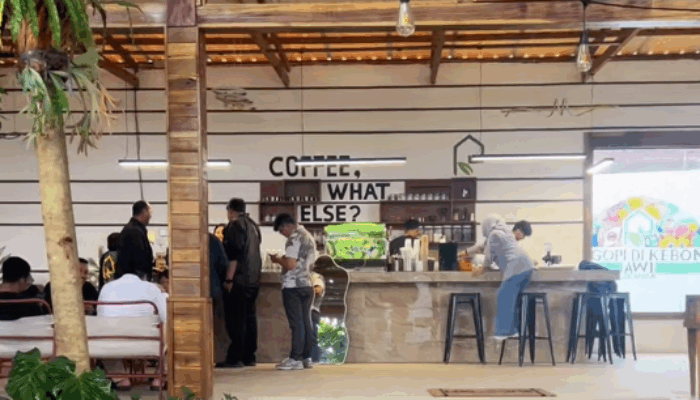 Ngopi di Kebon Awi, Tempat Nongkrong Bernuansa Alam di Perbatasan Sukabumi