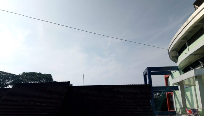 Prakiraan Cuaca Sukabumi, Selasa 16 September 2025: Cerah Pagi, Hujan Ringan Siang