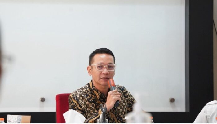 Di Tengah Ketidakpastian Ekonomi, Hasim Adnan Dorong Penguatan Perlindungan Buruh