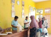 Pemdes Buniwangi Salurkan 1,2 Ton Beras Bantuan untuk 608 KPM