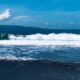 BMKG Imbau Waspada Gelombang Tinggi 2,5–4 Meter di Samudra Hindia Selatan Banten hingga NTT