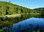 Situ Gunung: Keindahan Alam Sukabumi yang Dibalut Legenda Mistis Penunggu Danau