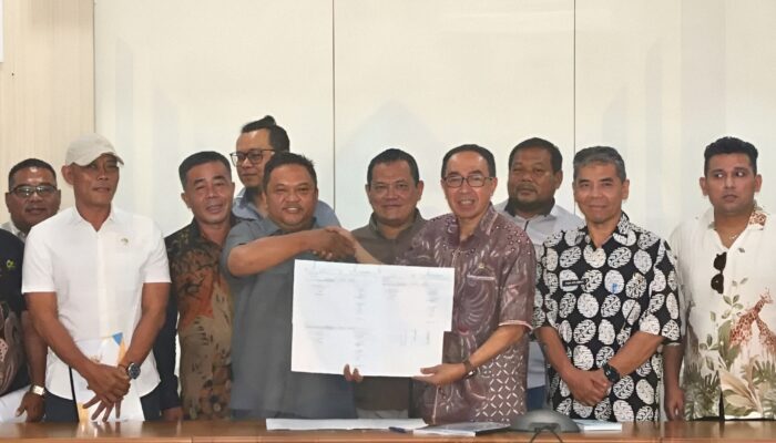 Sekda Ade Suryaman Hadiri Rapat Kerja Gabungan Banggar DPRD dan TAPD Bahas Penyempurnaan Perubahan APBD 2025