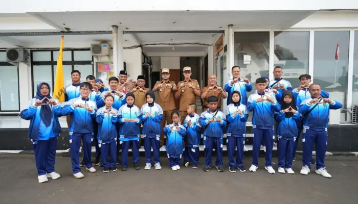 Wali Kota Sukabumi Lepas 10 Atlet ke  PEPARPEDA IV Jawa Barat