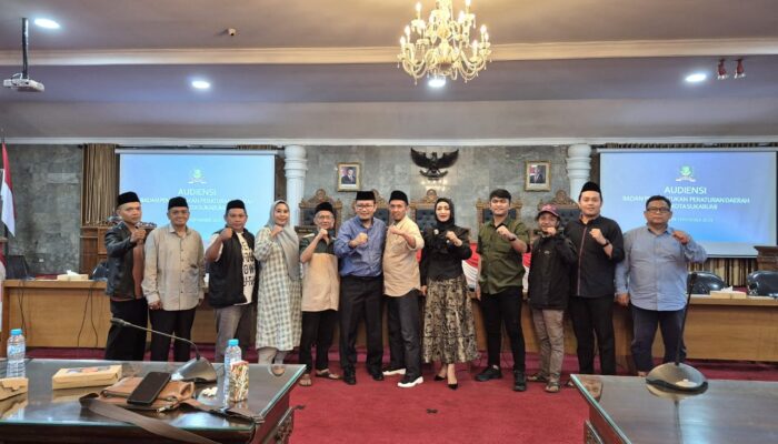 Aliansi Masyarakat Kota Sukabumi Desak DPRD Gunakan Hak Angket Terkait Program Wakaf Uang