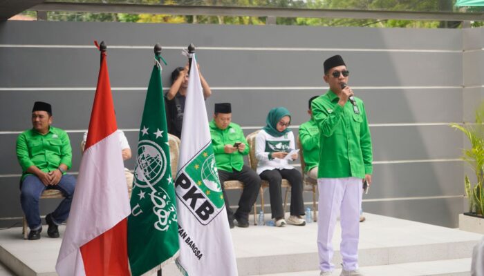 Hasim Adnan Hadiri Penutupan Pendidikan Instruktur Kader Loyalis se-Jawa Barat