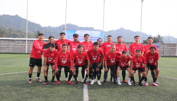 Setelah Bungkam Tim Kecamatan Cikole Dengan Skor 3-0 Tim Dinkes Kota Sukabumi Raih Juara Mini Soccer Harhubnas 2025