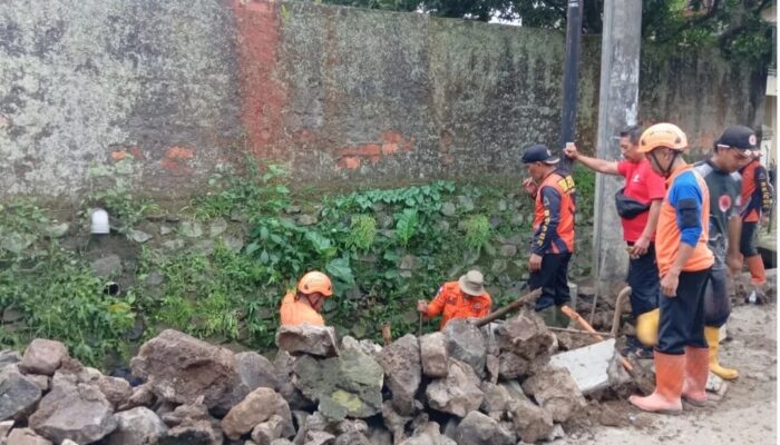Satgas BPBD Kota Sukabumi Lakukan Monitoring dan Imbau Warga Waspada Cuaca Ekstrem