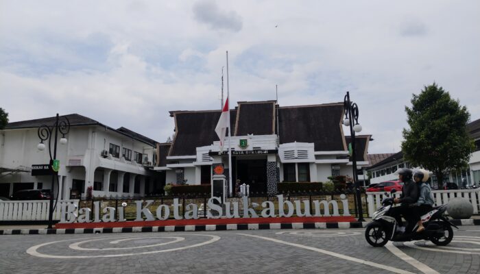 Peringatan G30S/PKI, Balai Kota Sukabumi Turunkan Bendera Setengah Tiang