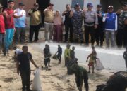 Bersih-Bersih Pantai Ujung Genteng, Momentum Harhubnas 2025