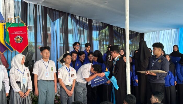 UMMI Salurkan Beasiswa Rp20 Miliar dan Teguhkan Komitmen Menuju Green Campus