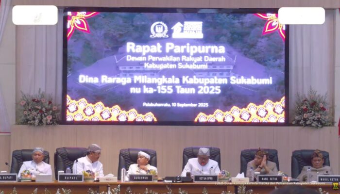 Dedi Mulyadi ‘Roasting’ Bupati Sukabumi di Rapat Paripurna HJKS: Ulah Ngopi Wae!