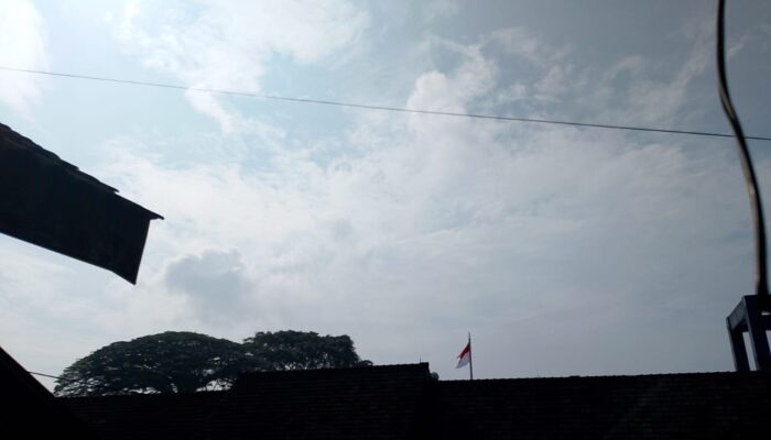 Prakiraan Cuaca Kota Sukabumi Selasa, Hujan Ringan Berpotensi Terjadi