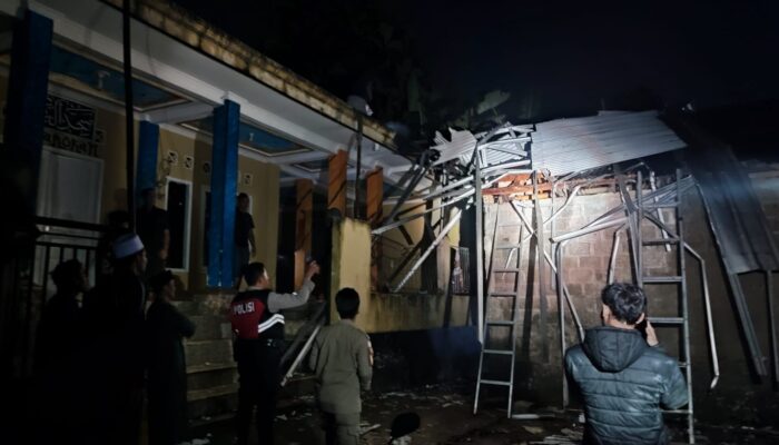 Hujan Deras dan Angin Kencang Terjang Parungkuda Sukabumi, Empat Atap Rumah Rusak