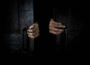 Viral, Teror Ketokan Pintu Tengah Malam Warga Sukabumi Resah Dikaitkan Dengan Kolor Ijo dan Gempa