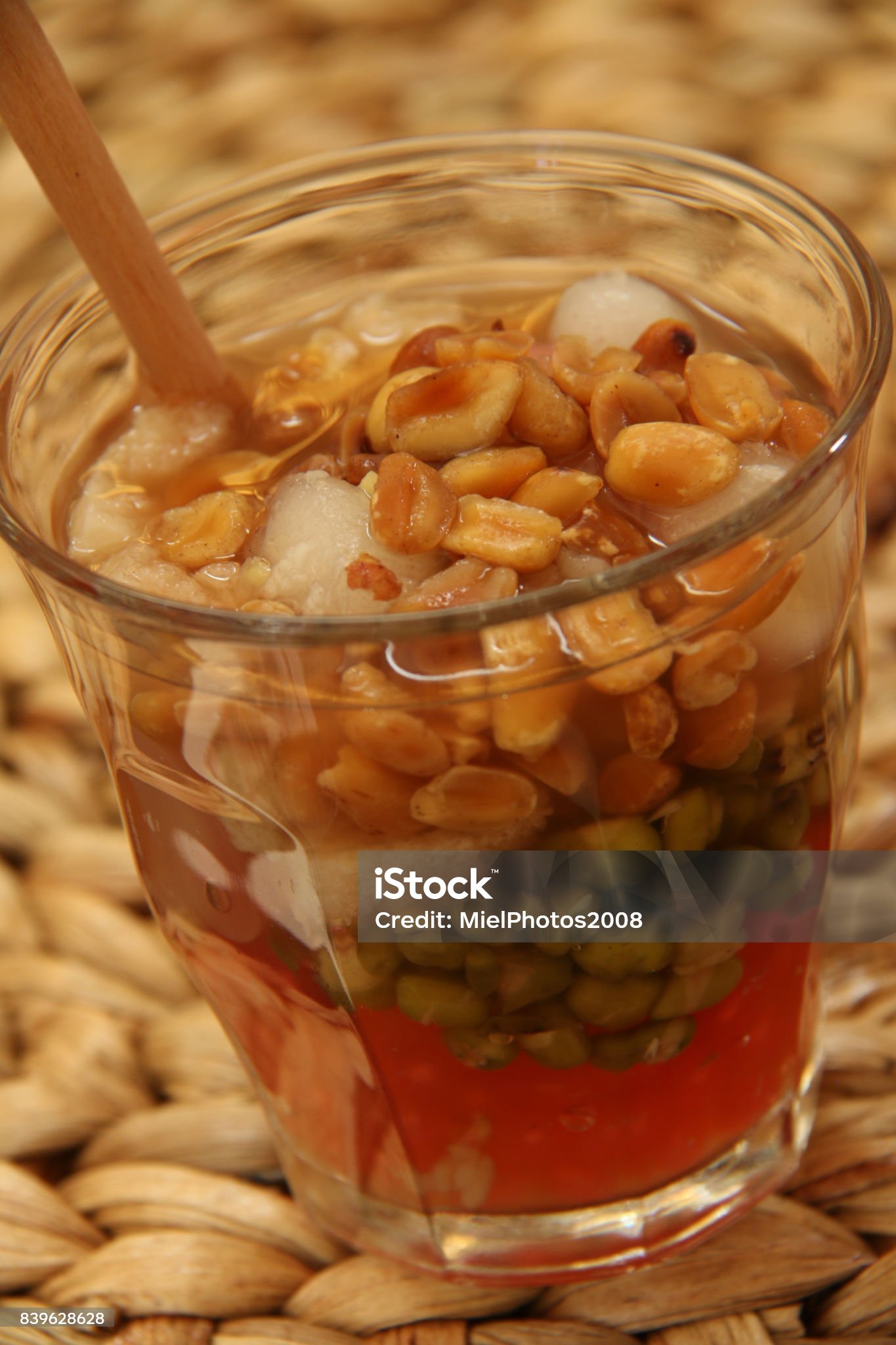 Skoteng Hangat, Minuman Tradisional Sukabumi yang Kaya Rasa