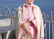 Syahrini Kembali Jadi Sorotan, Tampil di Live TikTok hingga Pamer Perhiasan Mewah