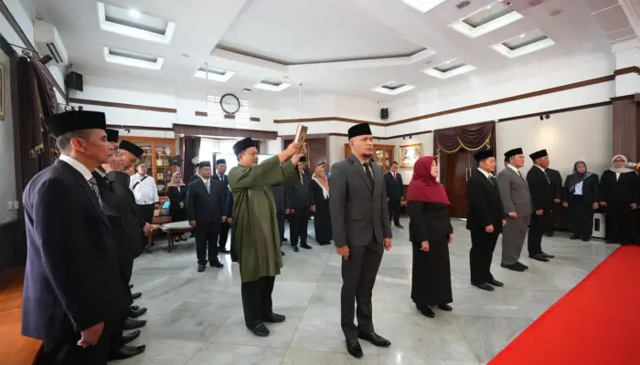 Wali Kota Sukabumi Lantik Pejabat Eselon II, Direktur RS Bunut dan Perumda BPR