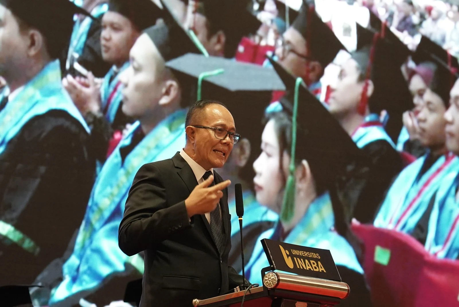 Wali Kota Sukabumi, Ayep Zaki.