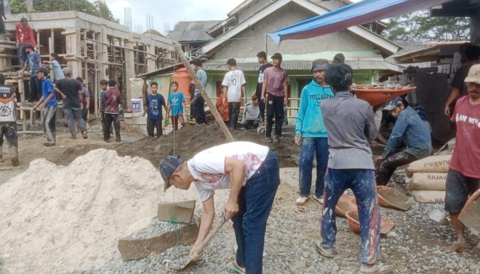 Solidaritas Warga Jampangkulon Pulihkan Ponpes Al-Kafi Pasca Kebakaran
