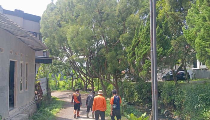 BPBD Kota Sukabumi Lakukan Monitoring Lokasi Rawan Banjir di Kelurahan Gedongpanjang