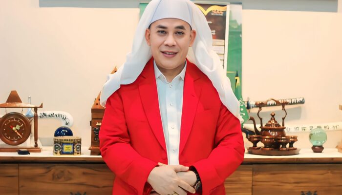 Profil KH M Saeful Kamaludin, Pendiri Pondok Pesantren Al-Mubayyidliyah Cikakak Sukabumi