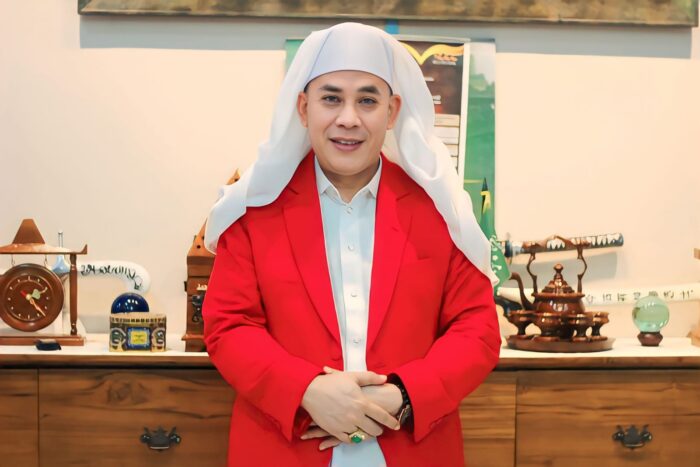 KH M Saeful Kamaludin pendiri Ponpes Al-Mubayyidliyah di Kampung Cipatra, Desa Sukamaju, Kecamatan Cikakak, Kabupaten Sukabumi.