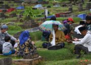 Manfaat Berziarah Kubur di Hari Jum’at, Tradisi Penuh Makna Spiritual