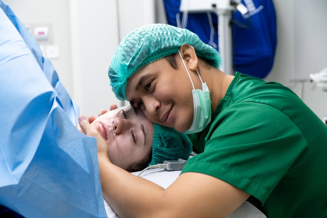 Billy Syahputra dan Vika Kolesnaya Sambut Kehadiran Anak Pertama