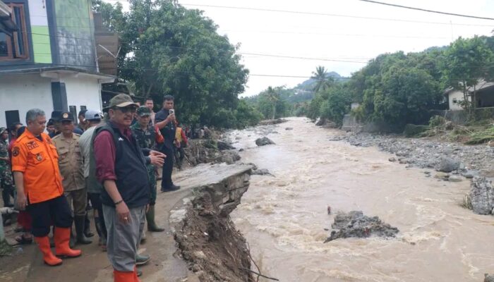 Pemkab Sukabumi Tetapkan Status Tanggap Darurat Banjir Cisolok