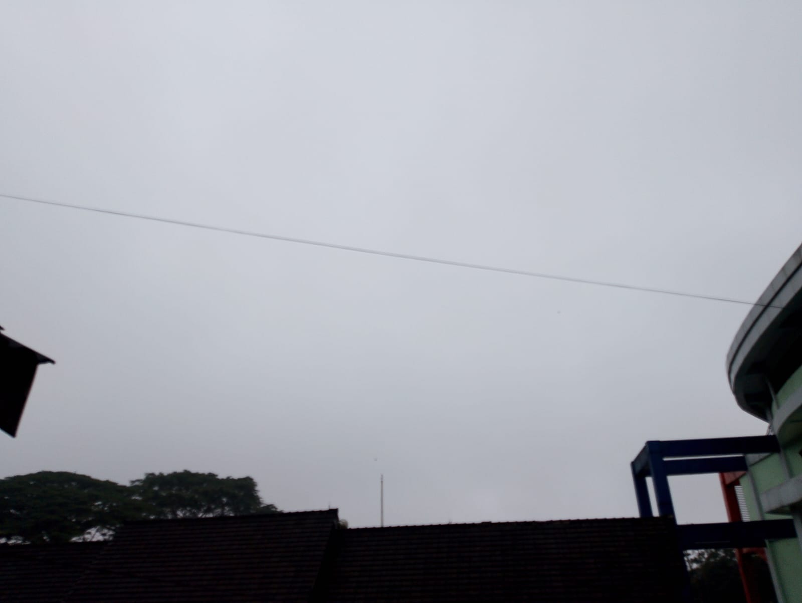 Prakiraan Cuaca Kota Sukabumi Kamis 13 November 2025: Hujan Ringan, Suhu Sejuk 20–24 Derajat